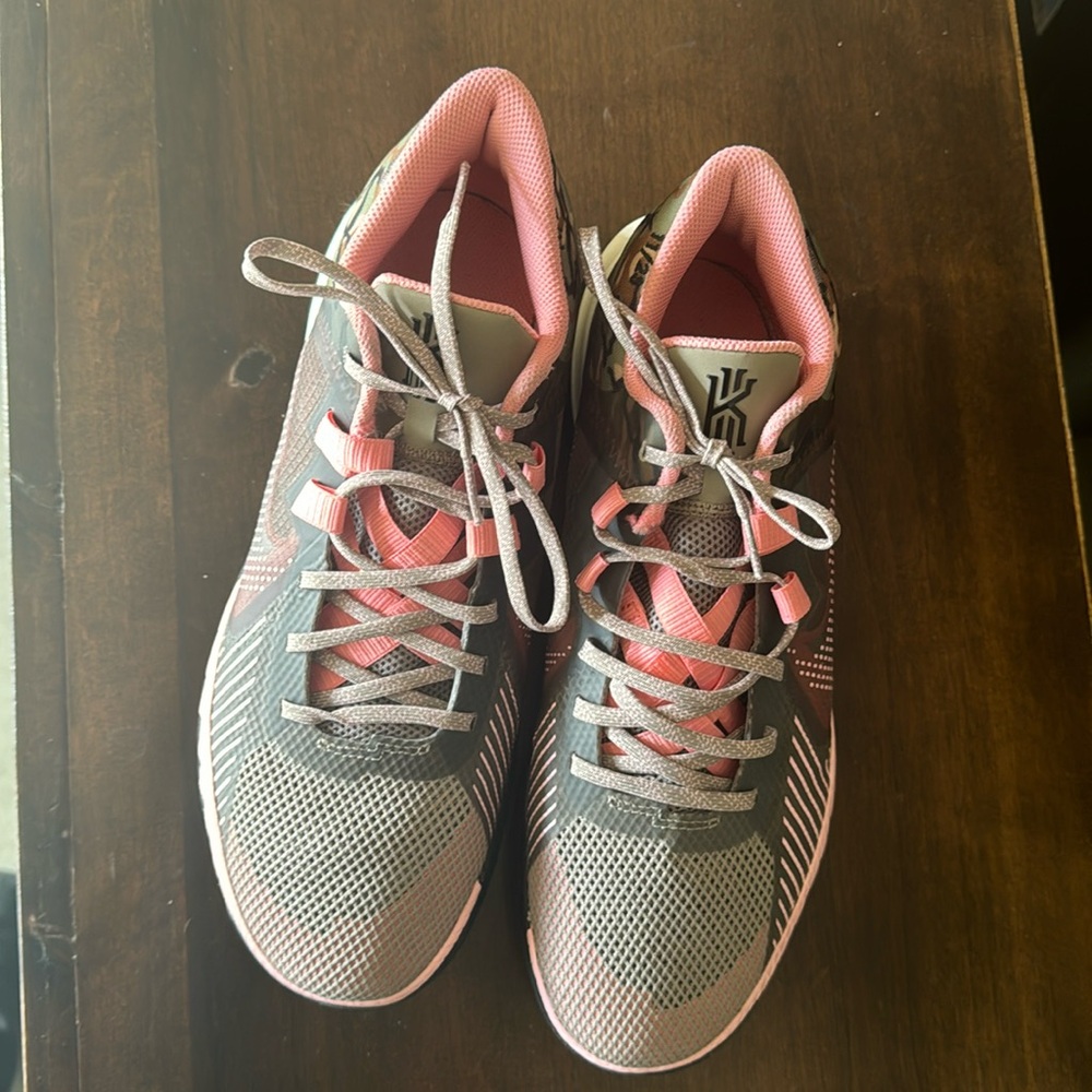 11.5 men NIKE Kyrie Flytrap 5 unisex shoes